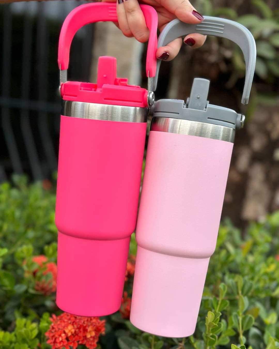 Hoppie 900ml con pajita manija curvo 